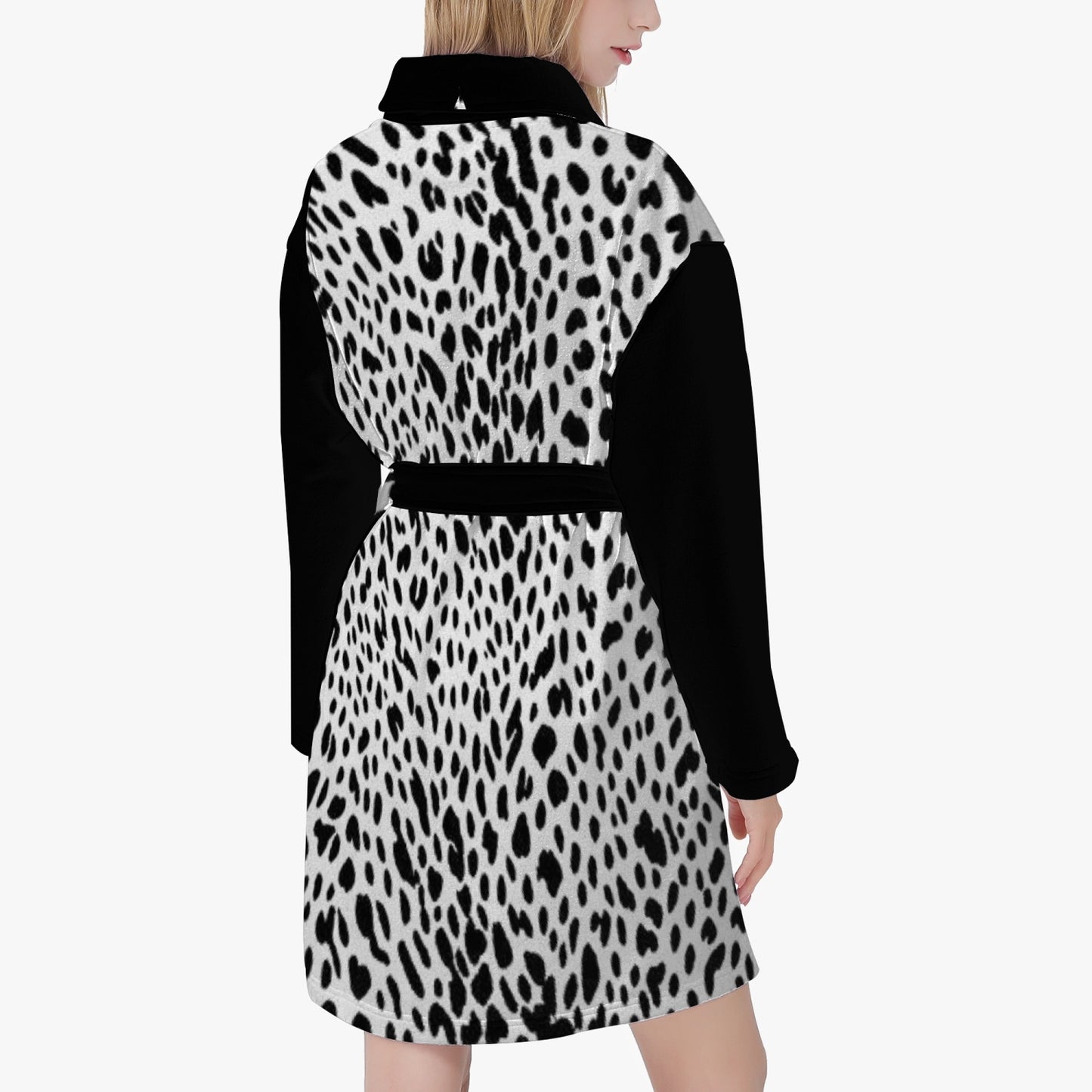 SPORTY MOB WIFE - Leopard Print - White/Black Women's Loose-fitting Bathrobe