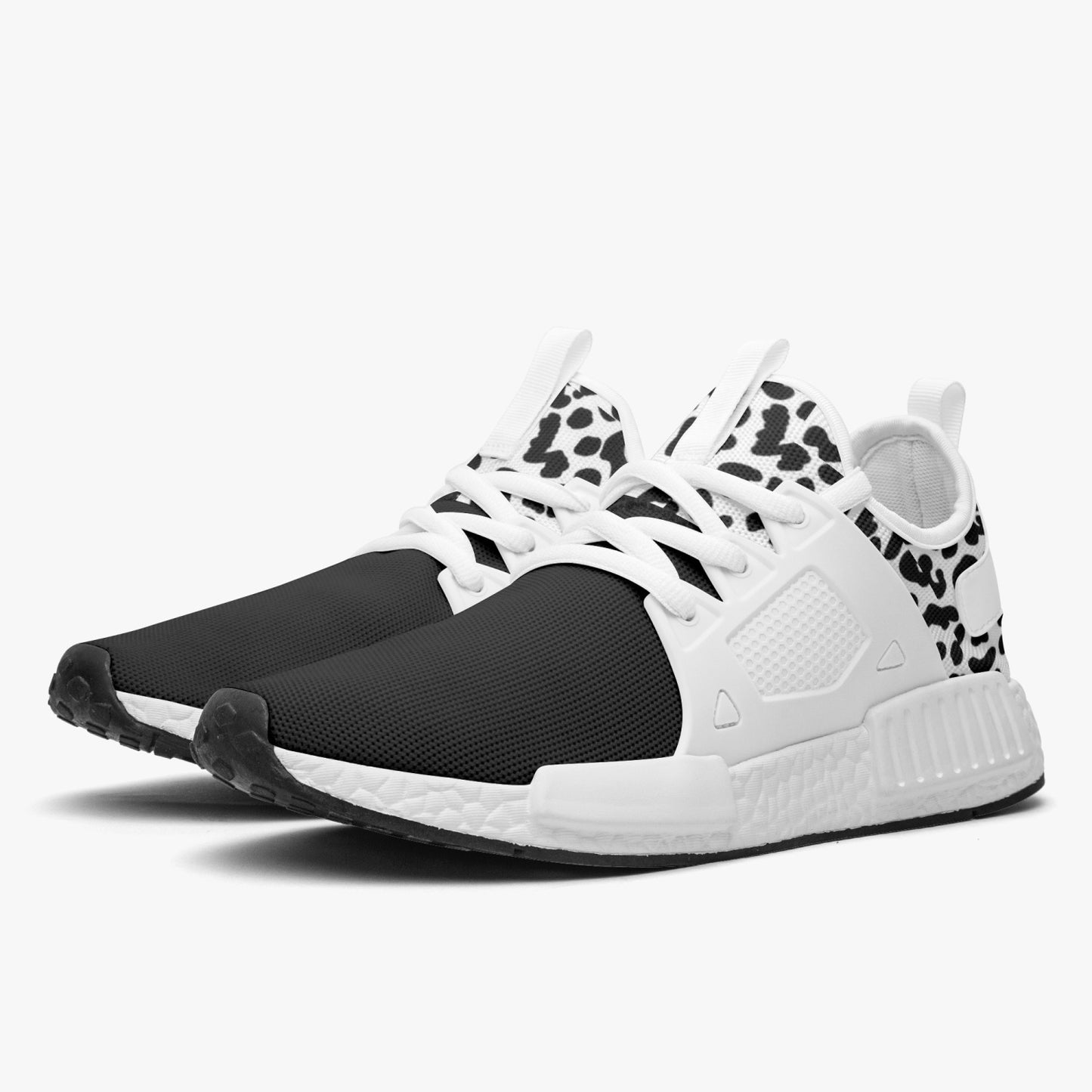 SPORTY MOB WIFE - Blk/Wht Lightweight Athletic Sneakers