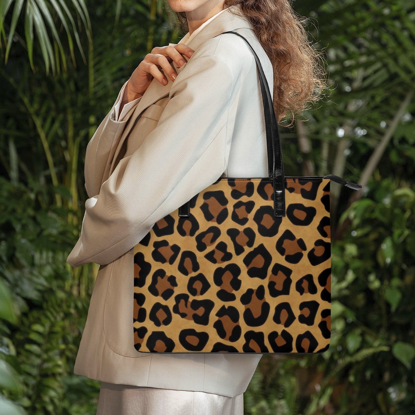 SPORTY MOB WIFE - Cheetah Print -  Tote Bag